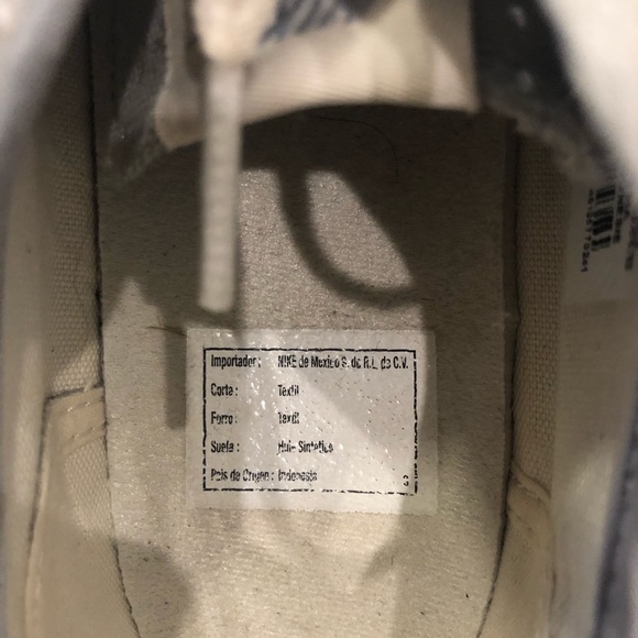 Nike converse style sneakers - Picture 4 of 5